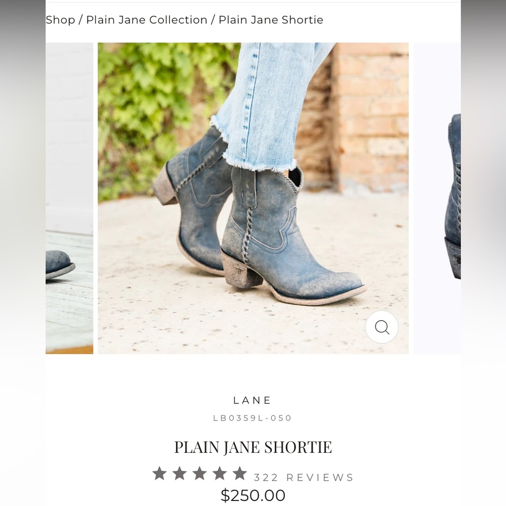 Women’s Short Western Ankle Boots in Distressed Navy - Picture 2 of 5